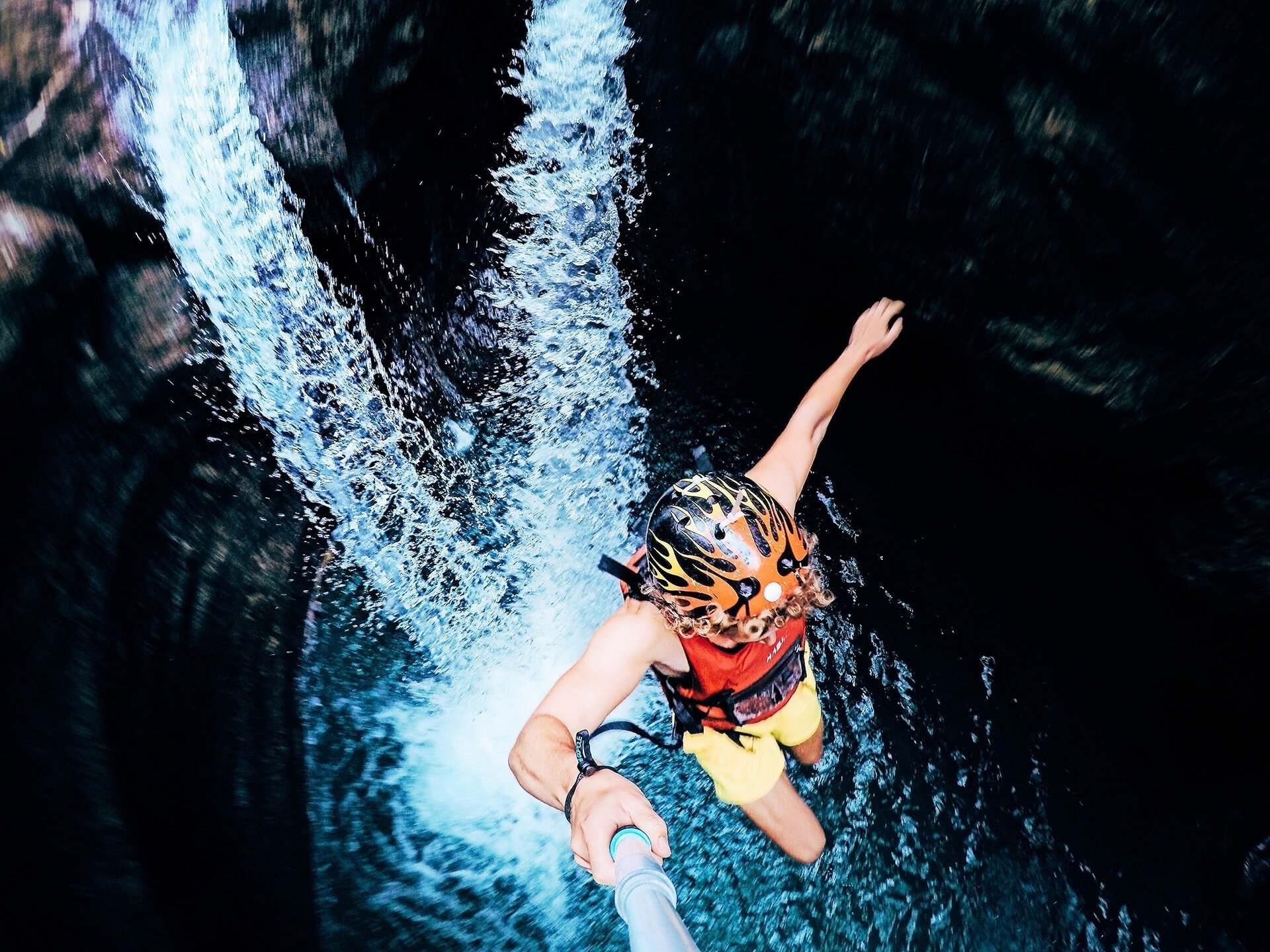 canyoning jump kawasan falls badian cebu philippines