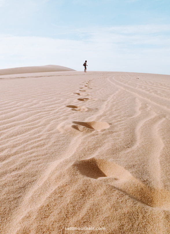 white sand dunes vietnam