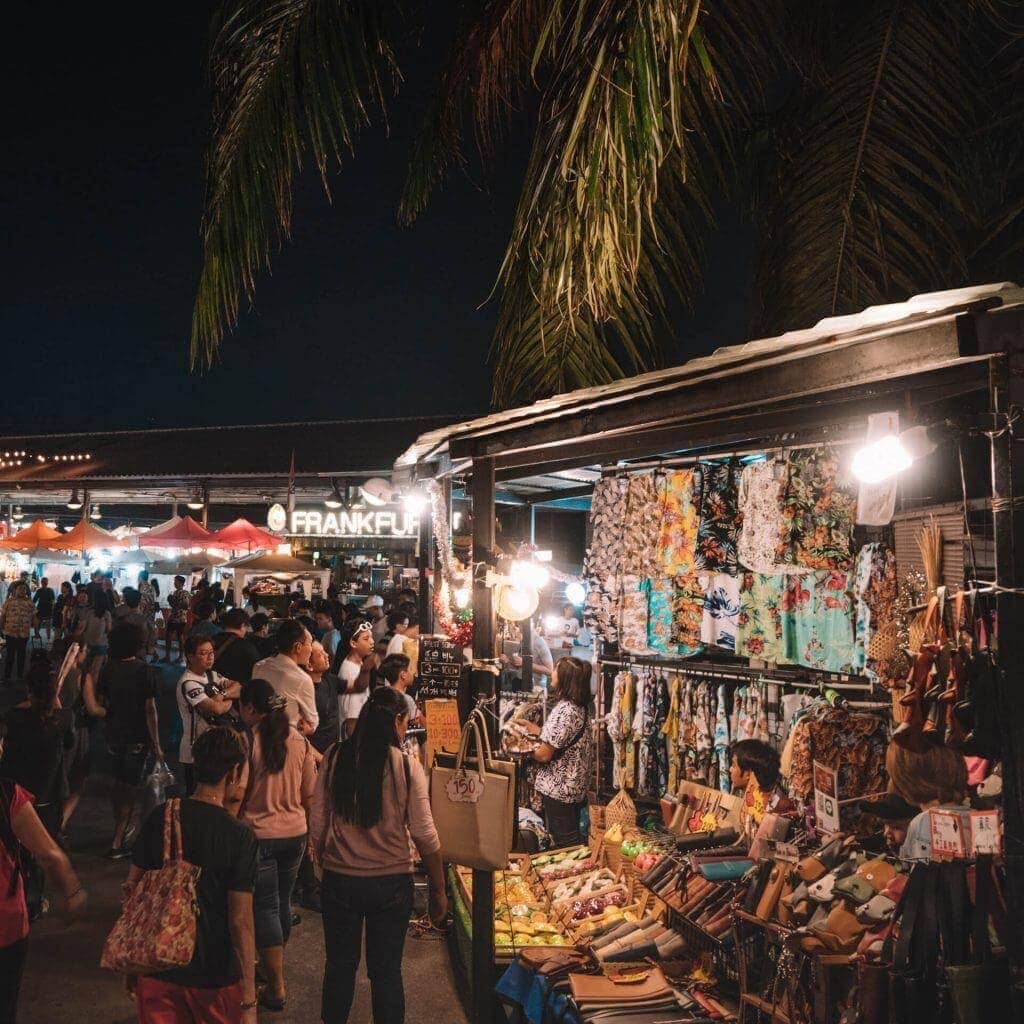 Bangkok Train Market: Best Night Market in Thailand