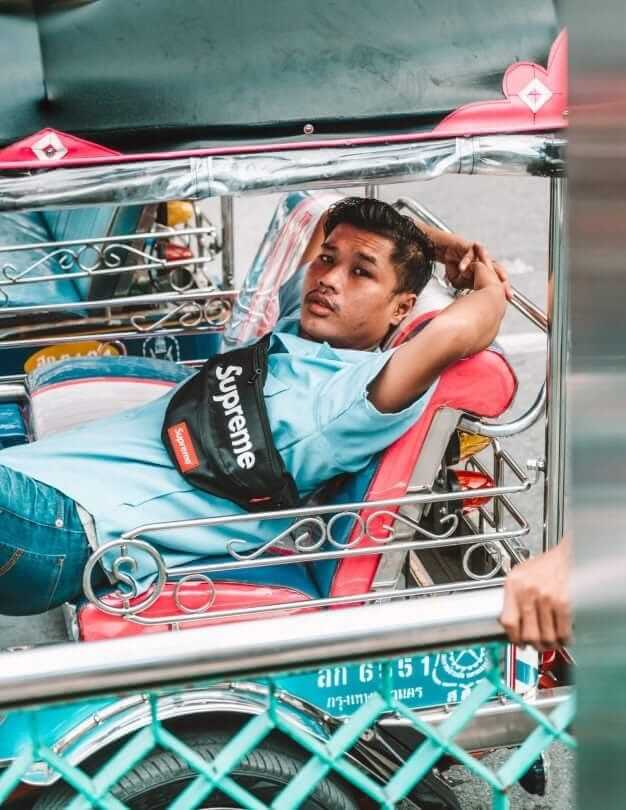 tuktuk chauffeur