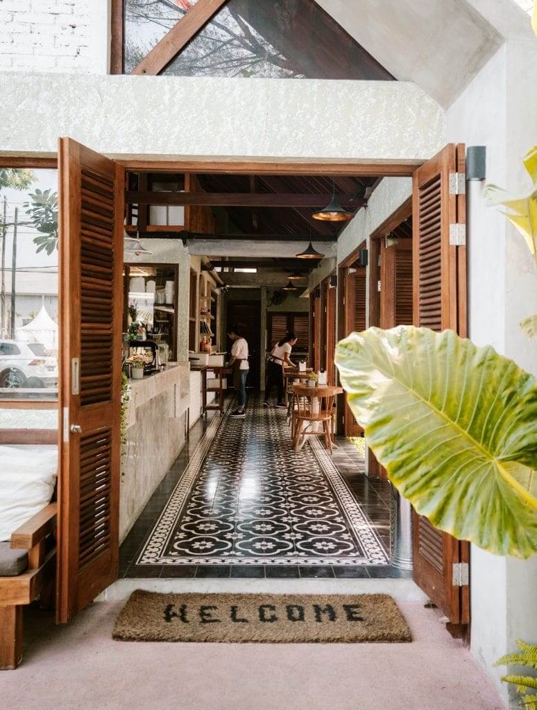 25 Best Cafes & Restaurants in Canggu, Bali · Salt in our Hair