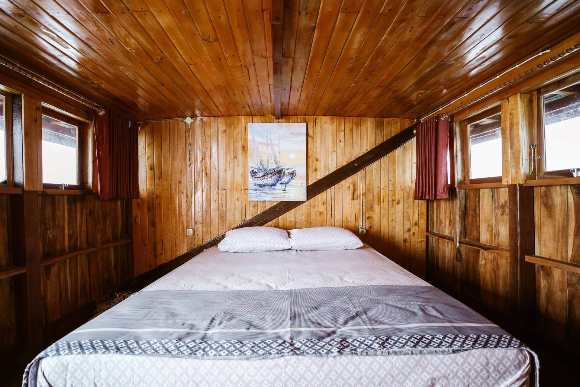 komodo boottocht bed