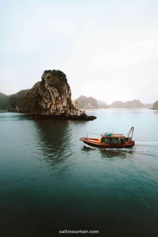 Ha Long Bay tour Vietnam