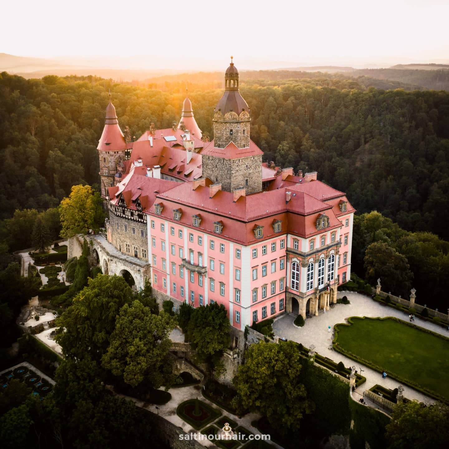 Ksiaz Castle, Poland: The Complete Visitors Guide (2021)