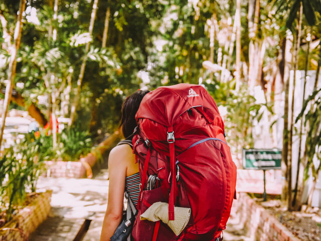 how to pack backpacker