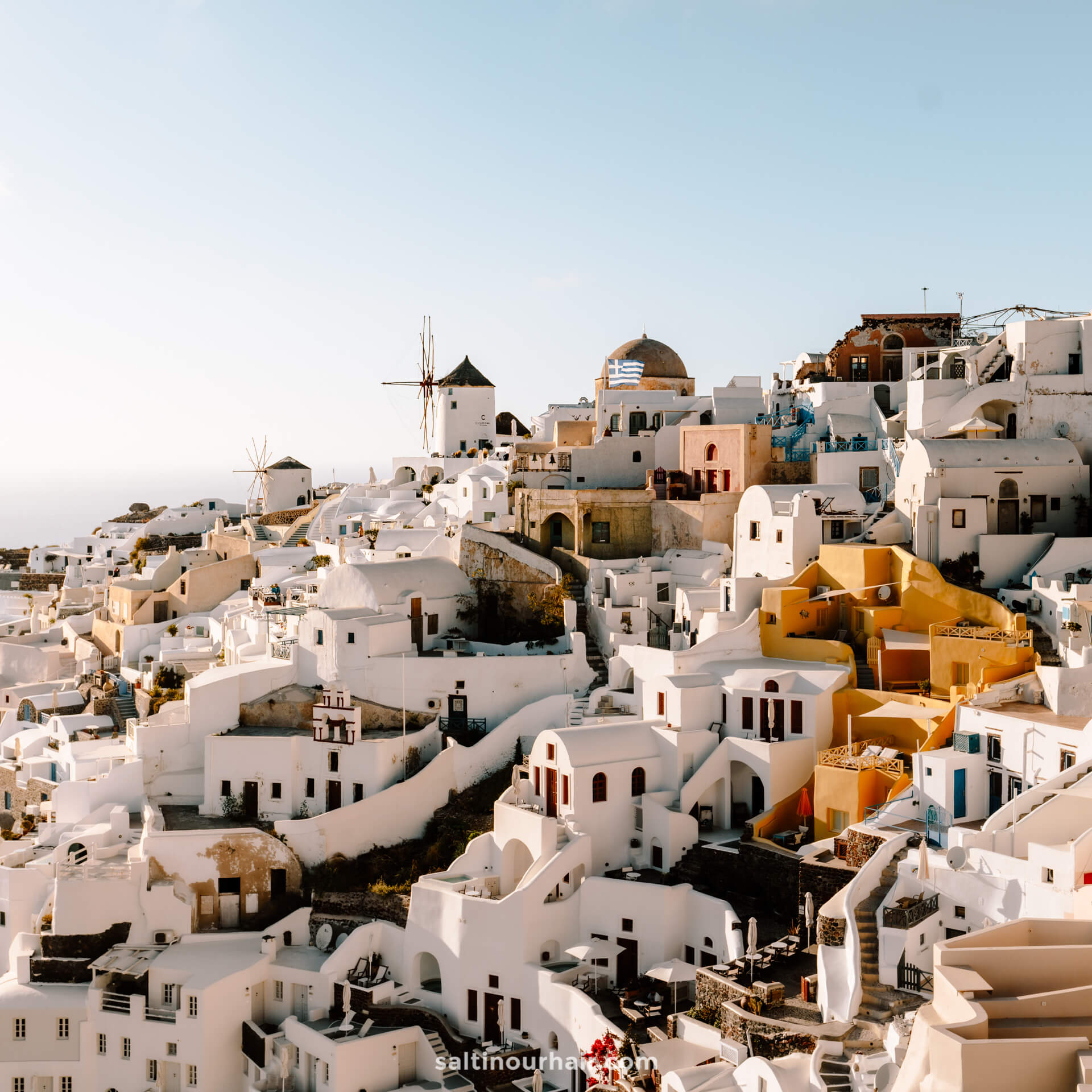 Santorini NIGHTLIFE: Your 2024 Ultimate Guide