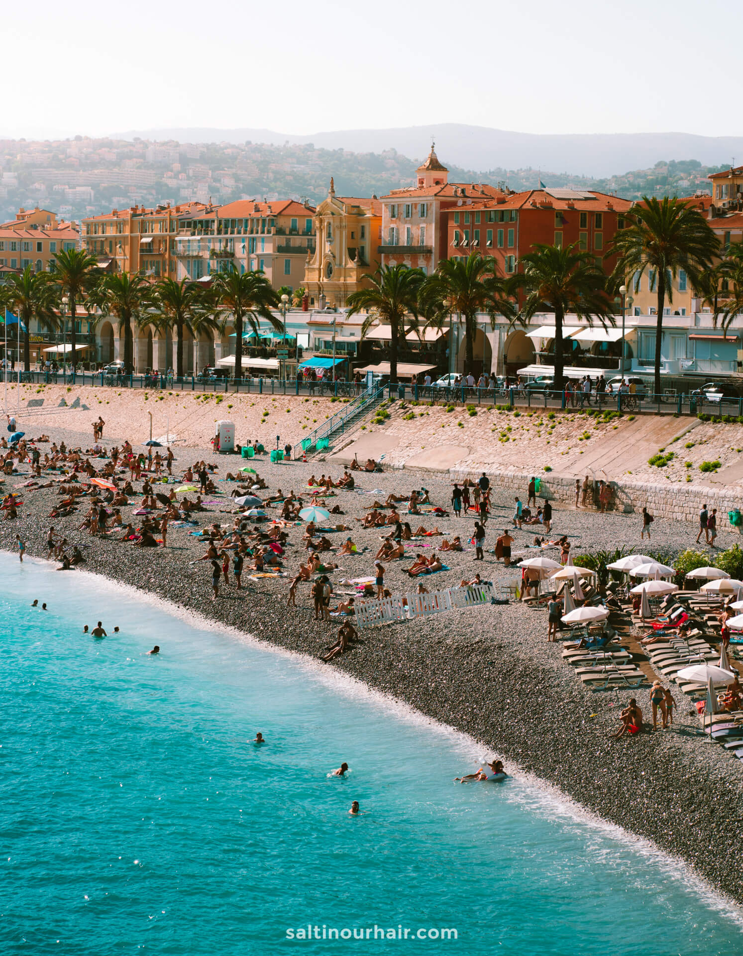 mooi strand in Nice frankrijk