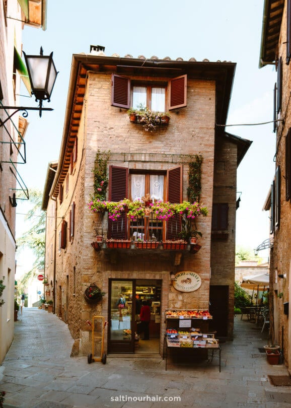 pienza italy town tuscany