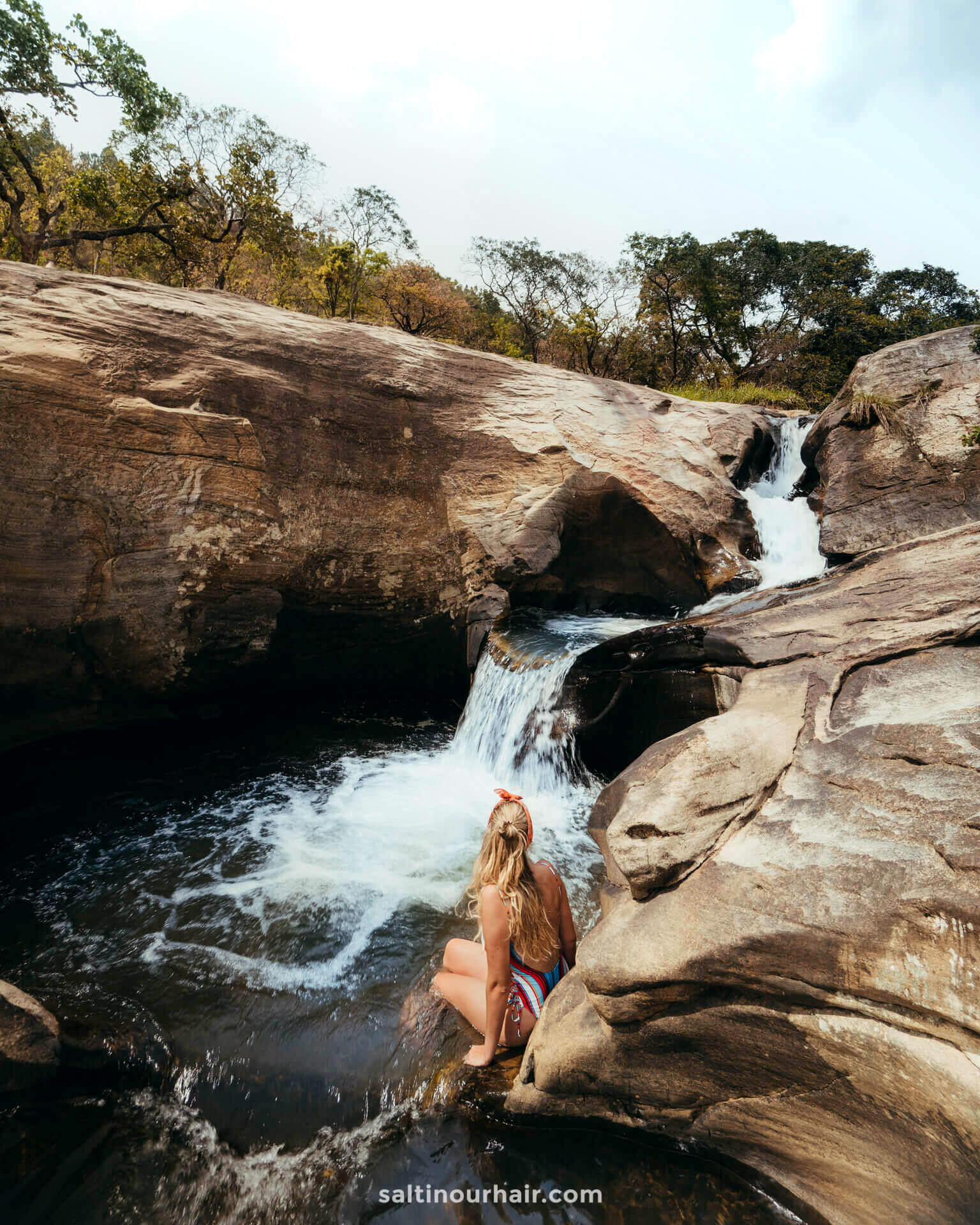 sri lanka best places to visit Diyaluma Falls