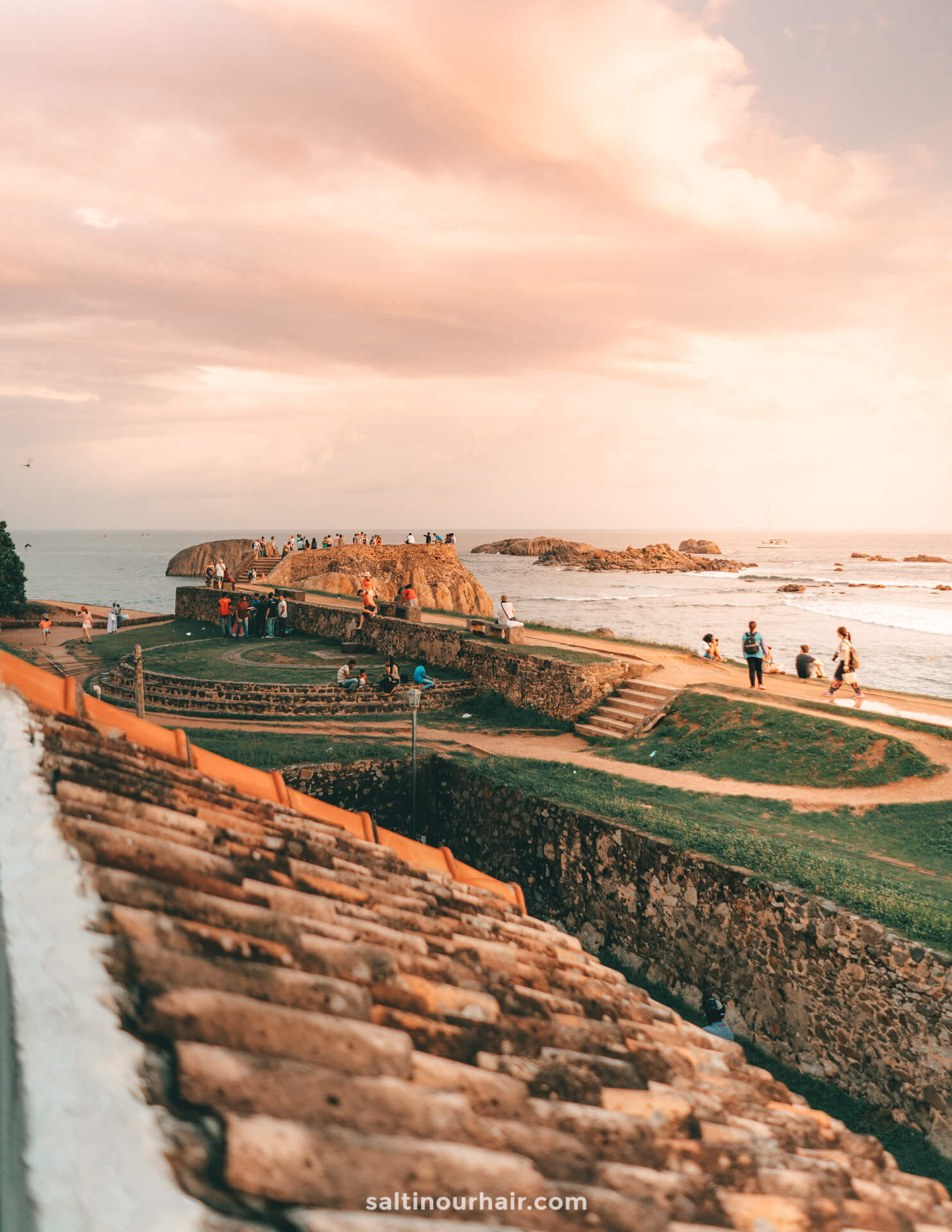 galle fort wall sunset