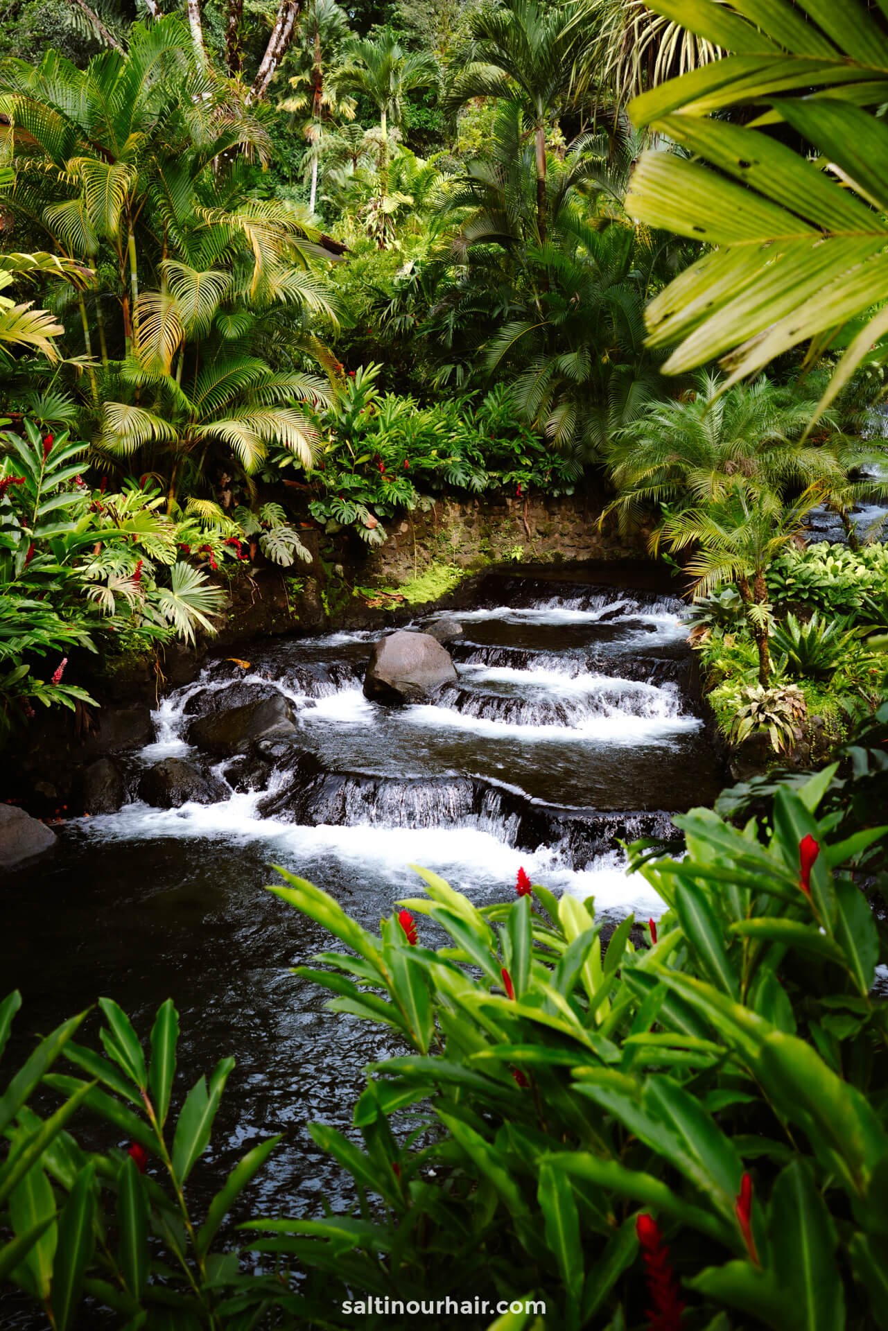 Costa Rica 3 week itinerary la fortuna tabacon hot spring