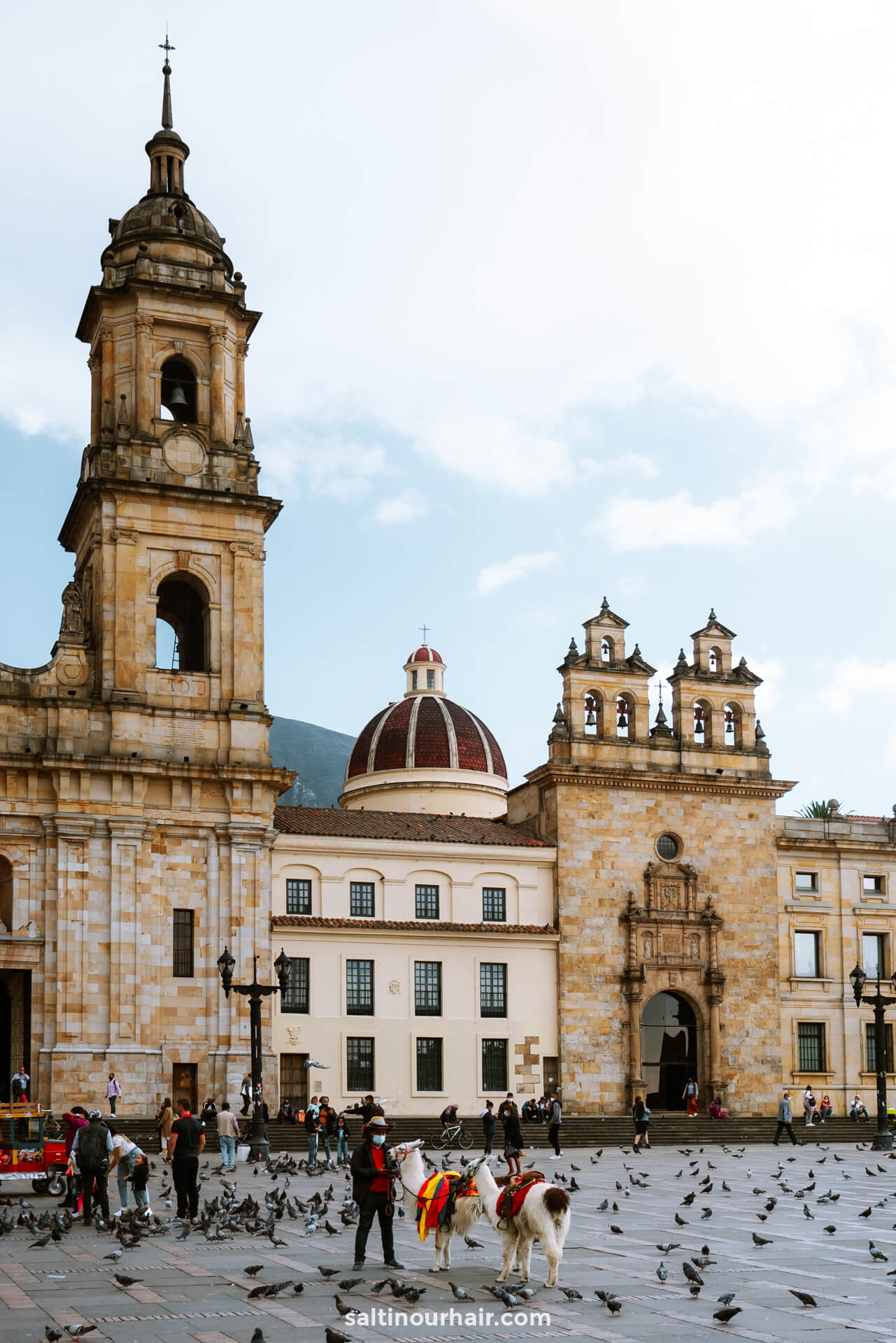 colombia itinerary bogota plaza Bolivar
