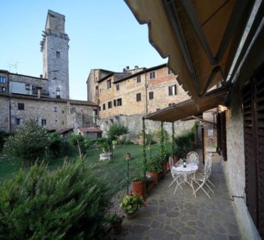 Fabio Apartments