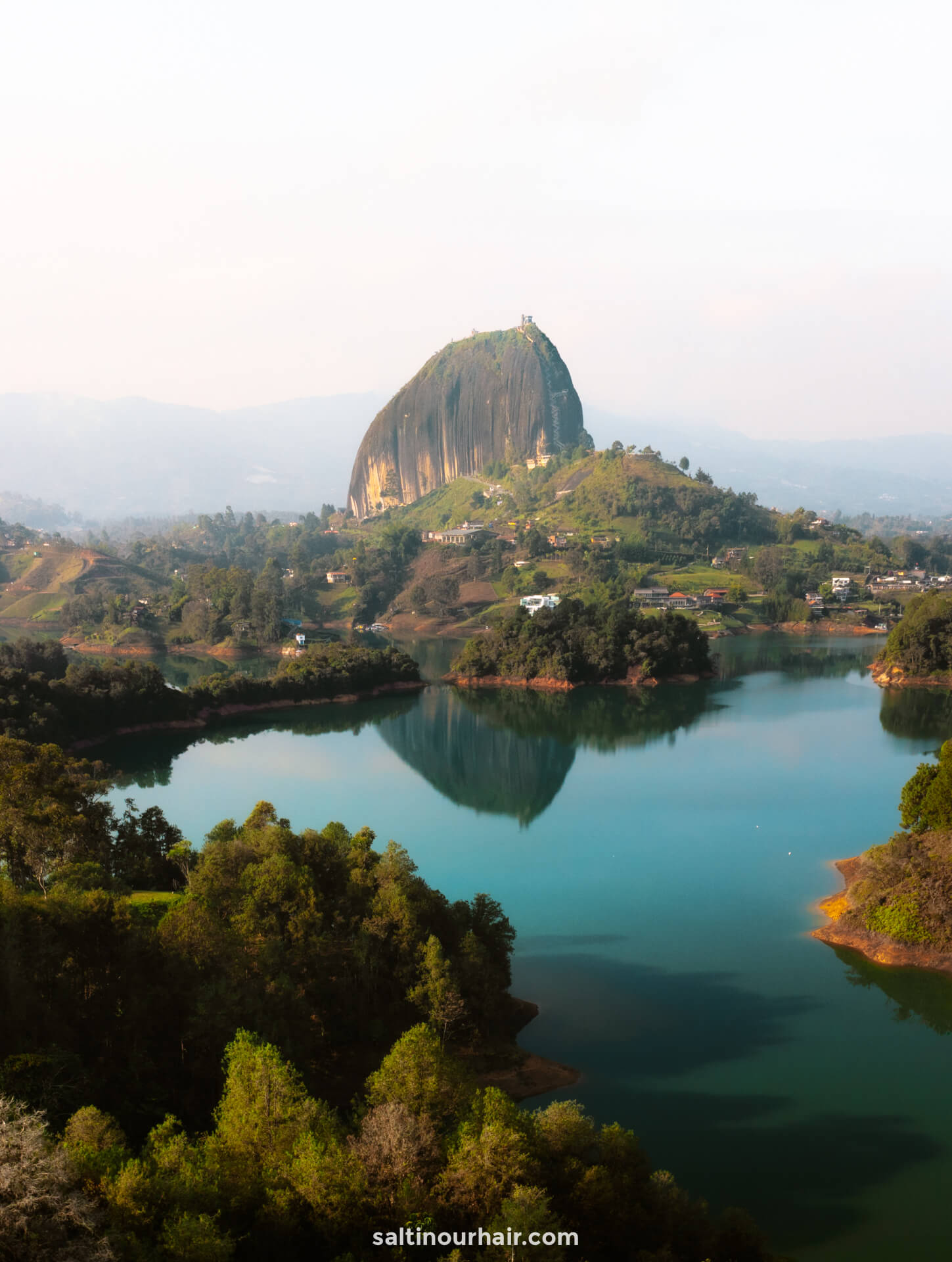 best things to do colombia Piedra del PeÃ±ol guatape