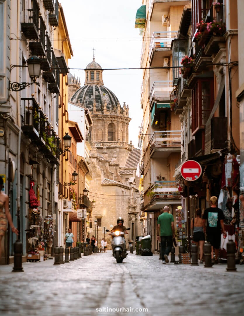 how old to rent a car in spain