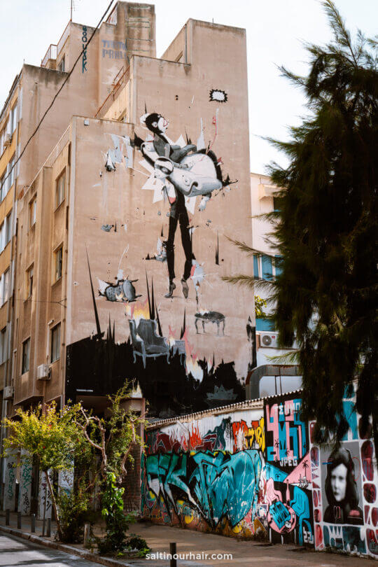 things to do athens greece street art