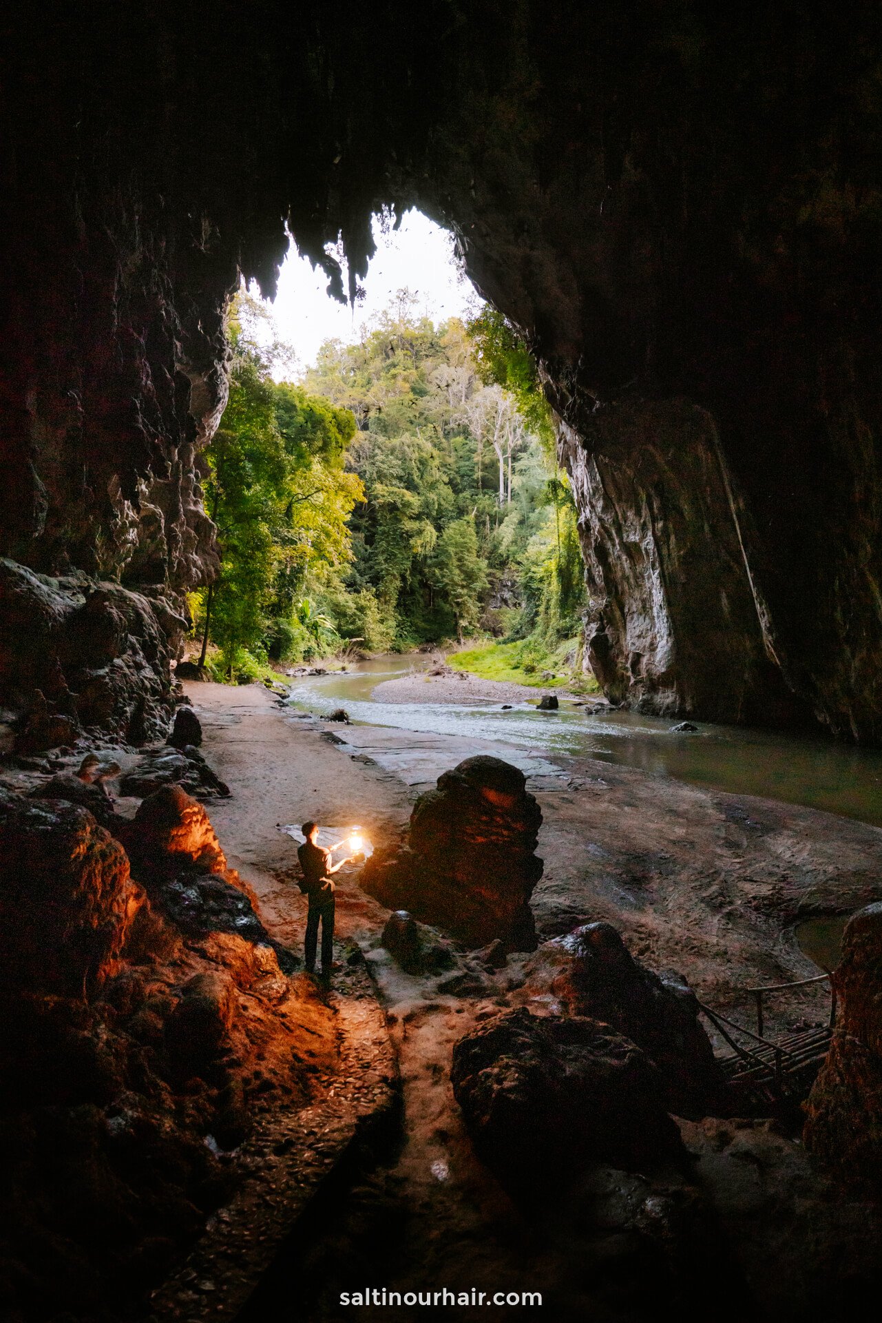 things to do pai thailand Tham Lod Cave