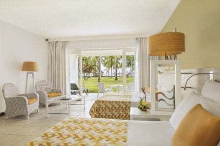 Victoria Beachcomber Resort