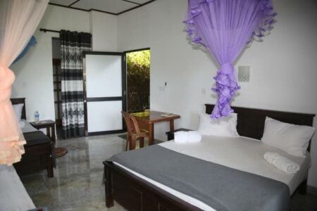 9 Arch View Rest Inn