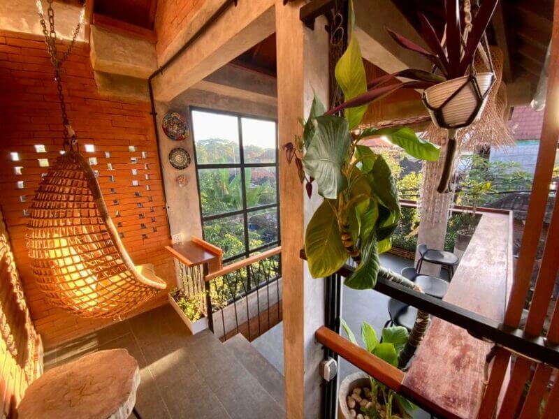 Sunshine Vintage House