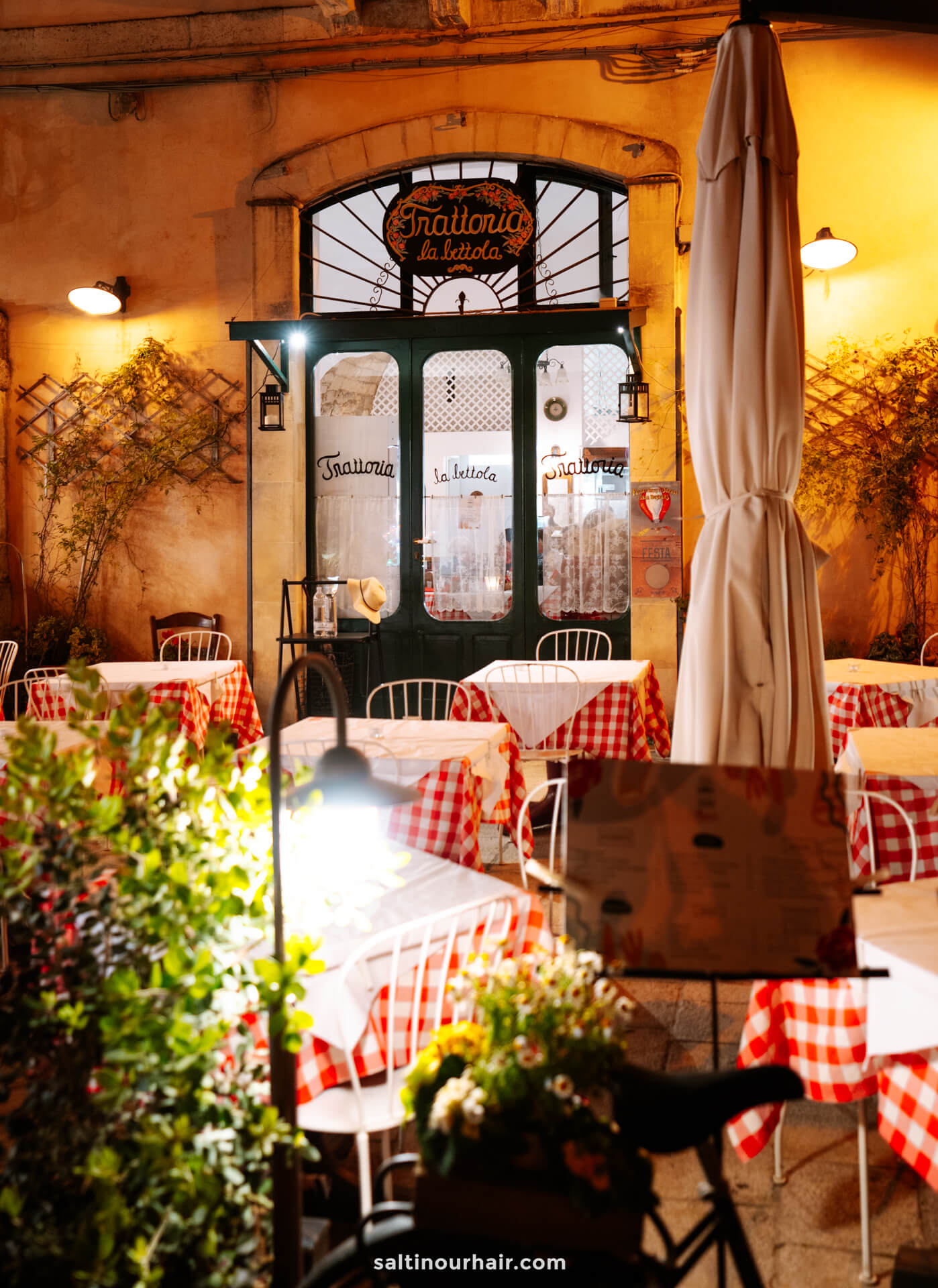 ragusa sicily romantic restaurant italy