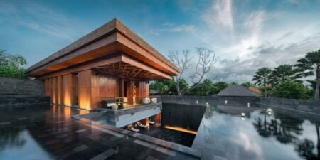 Hotel Indigo Bali Seminyak Strand