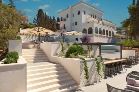 Hotel Moeesy, Blue & Green Oasis