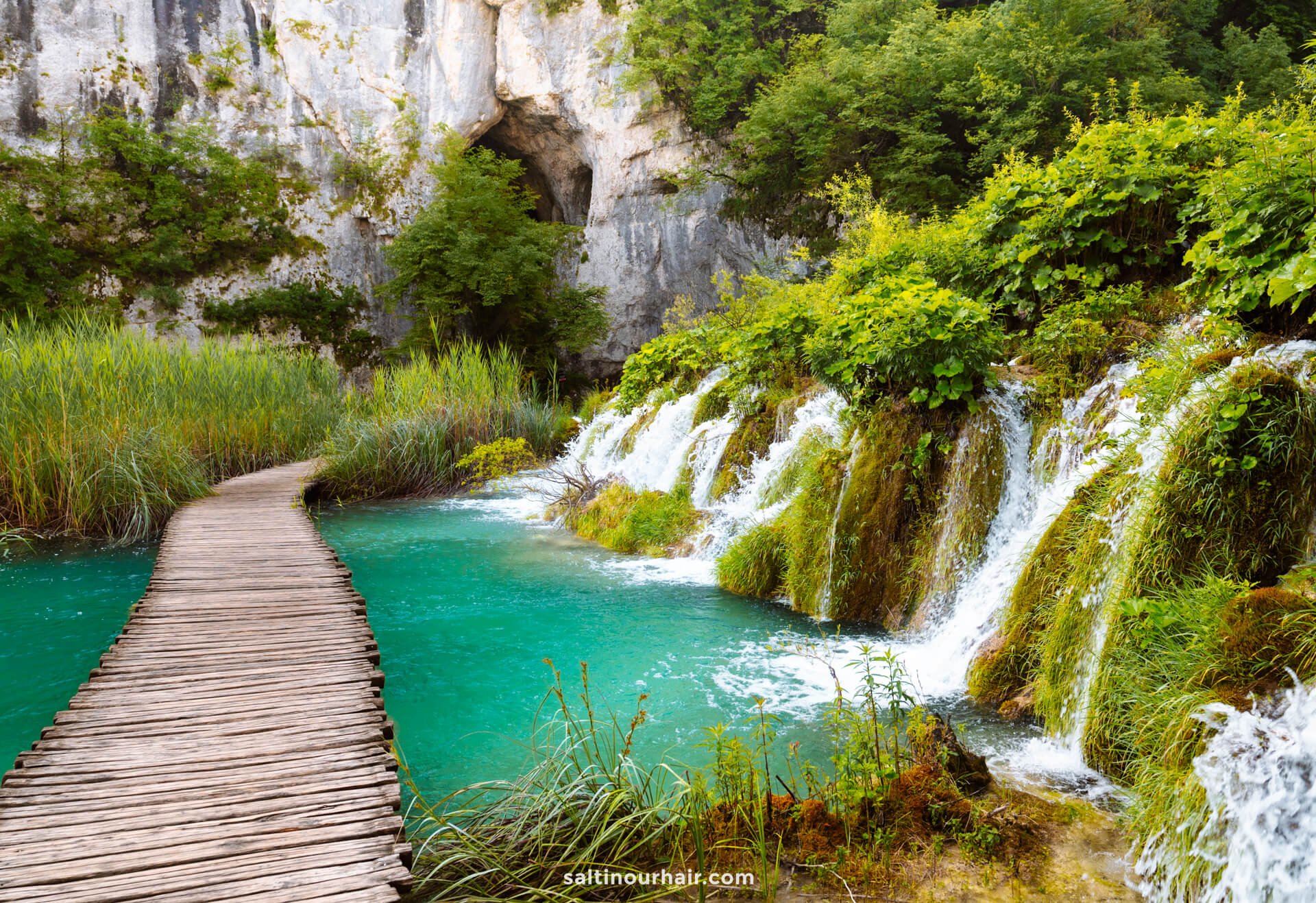 waterfalls plitvice lakes national park croatia