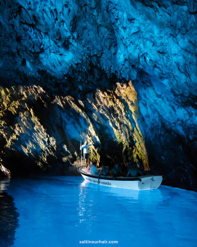 best things to do hvar croatia boat tour blue cave
