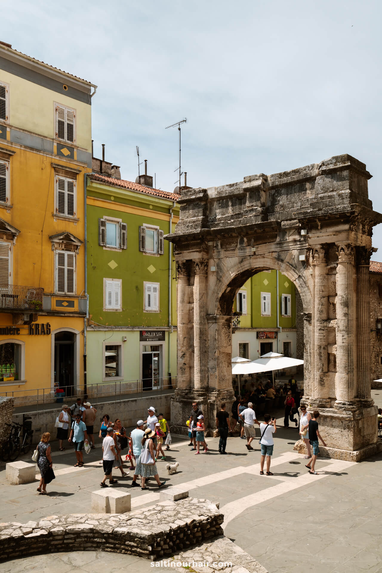 things to do in pula Croatia Arch of the Sergii