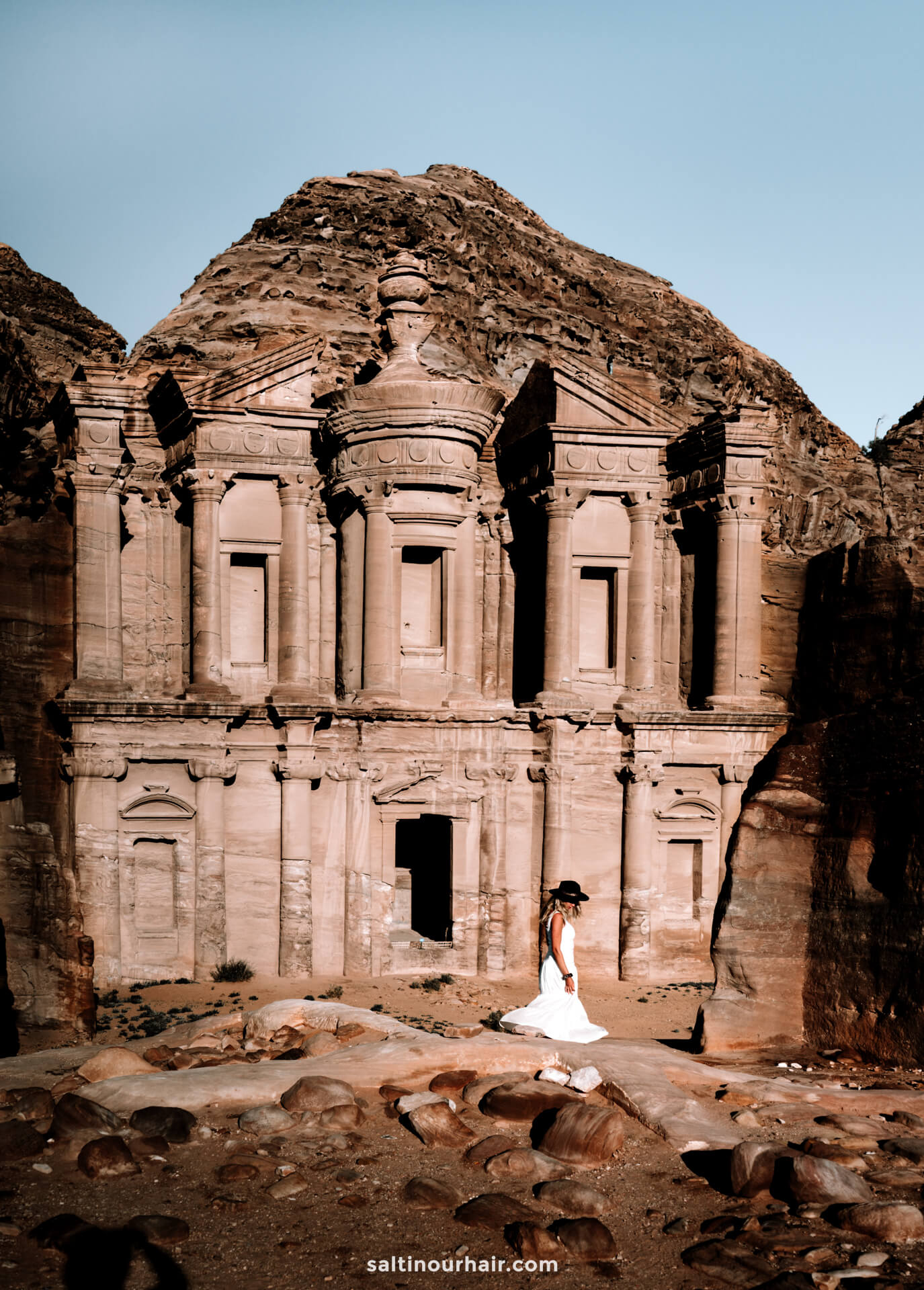 things to do petra jordan monastery