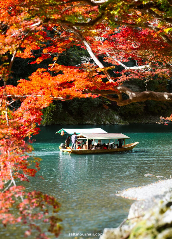 3 week japan itinerary kyoto arashiyama boat on river