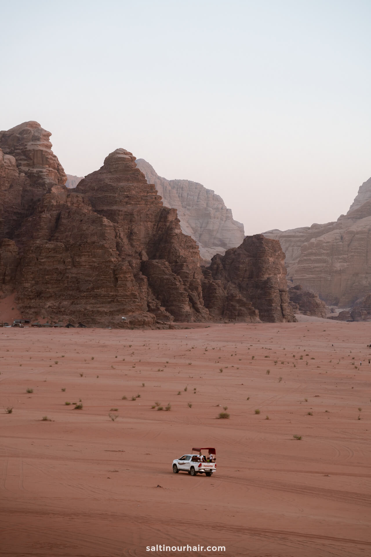 jeep desert blue hour Wadi Rum