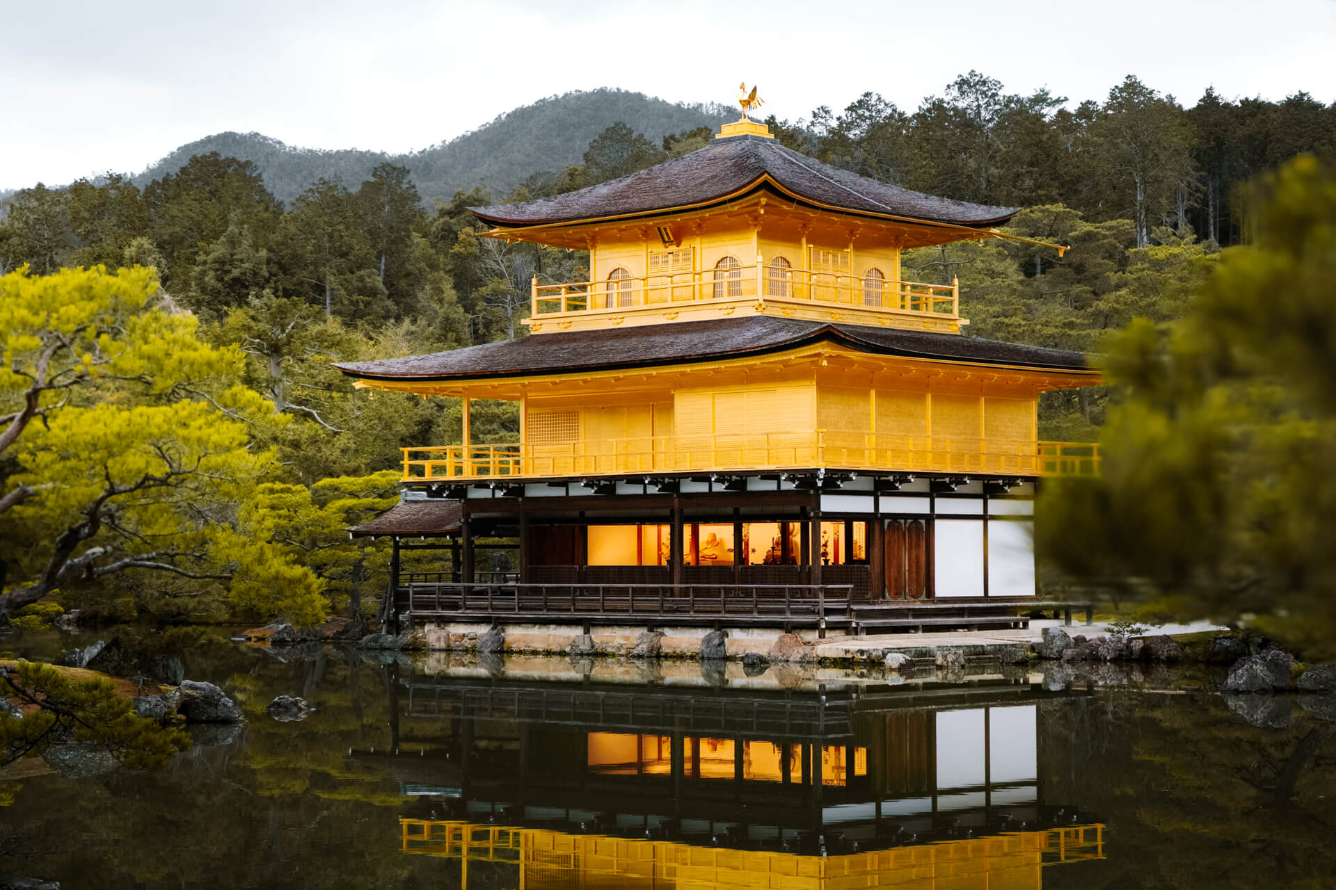 golden temple kyoto japan