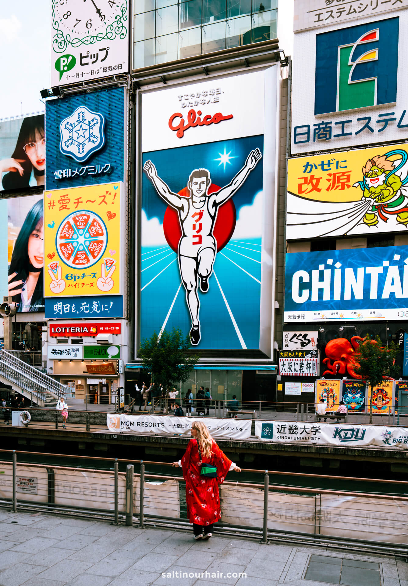 things to do in Osaka running man Glico Sign japan
