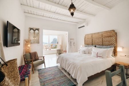 Petunia Hotel