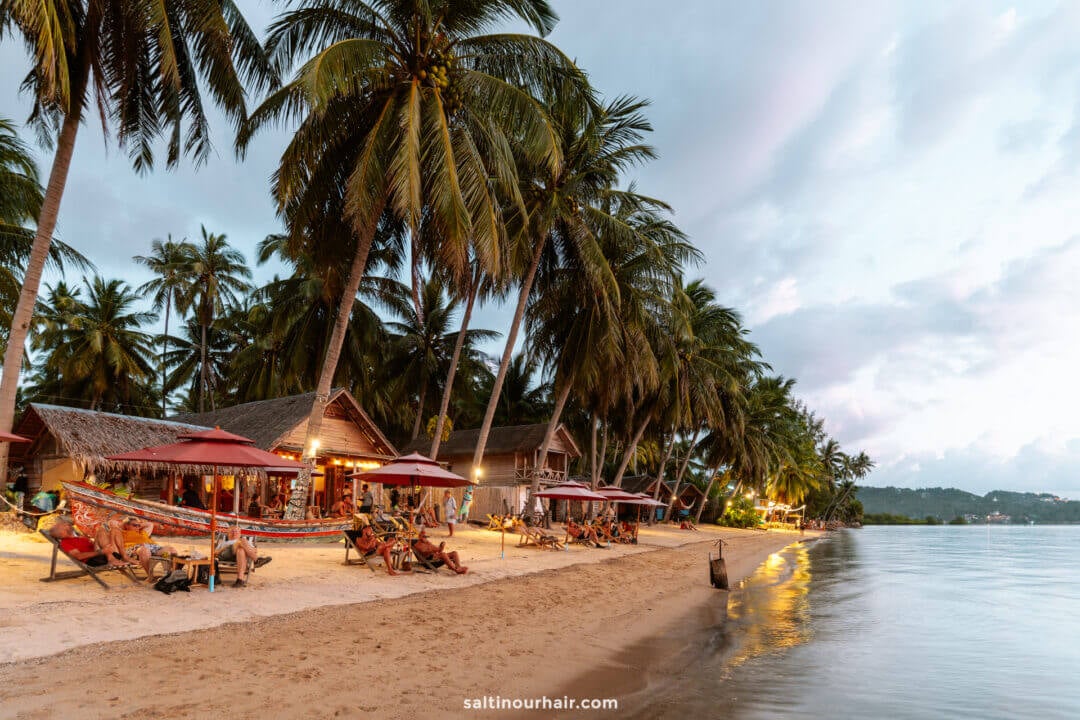 castaway beachfront bar things to do in Koh Phangan Thailand