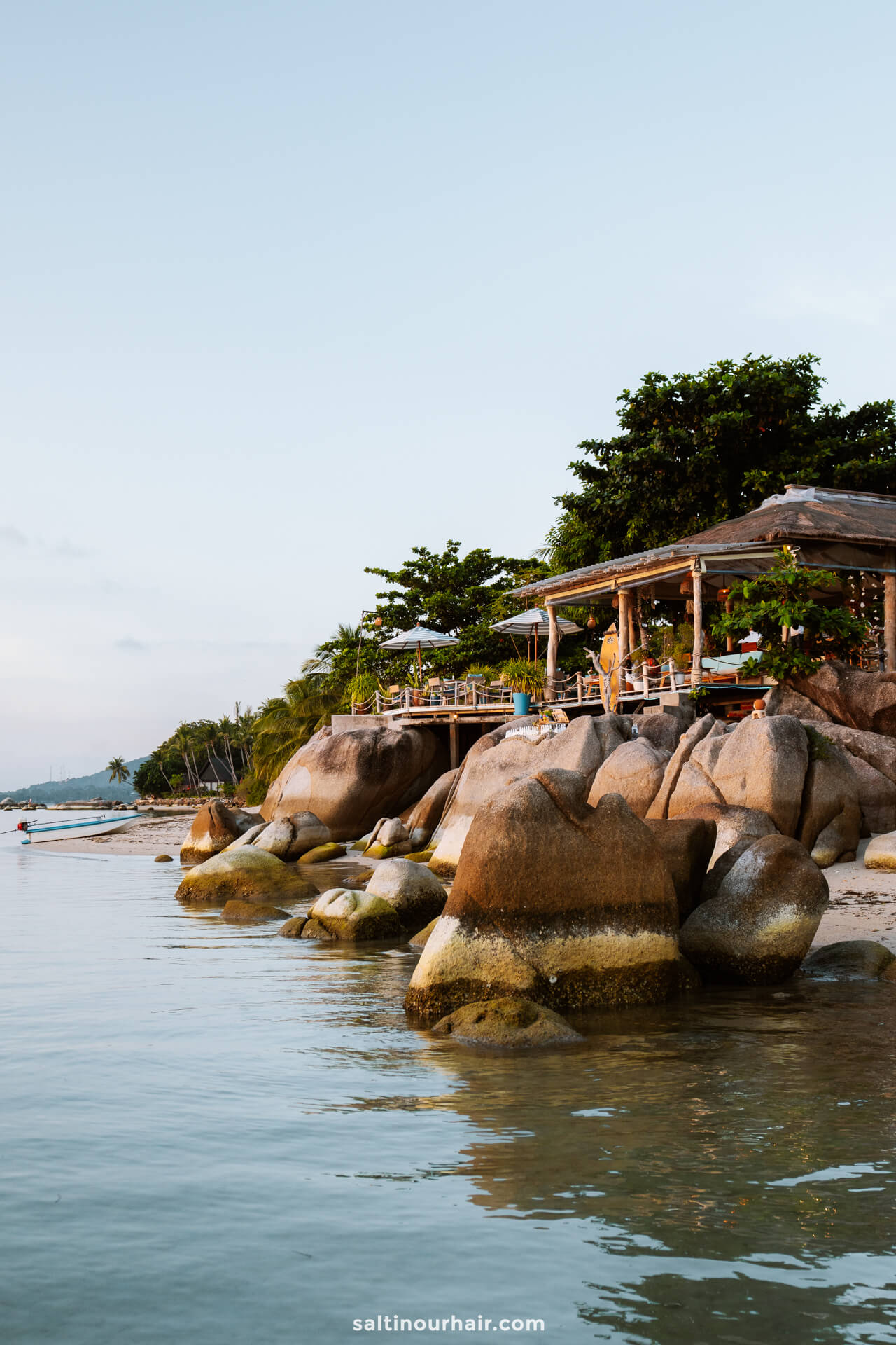 Sunset beach bar rocks things to do in Koh Phangan Thailand