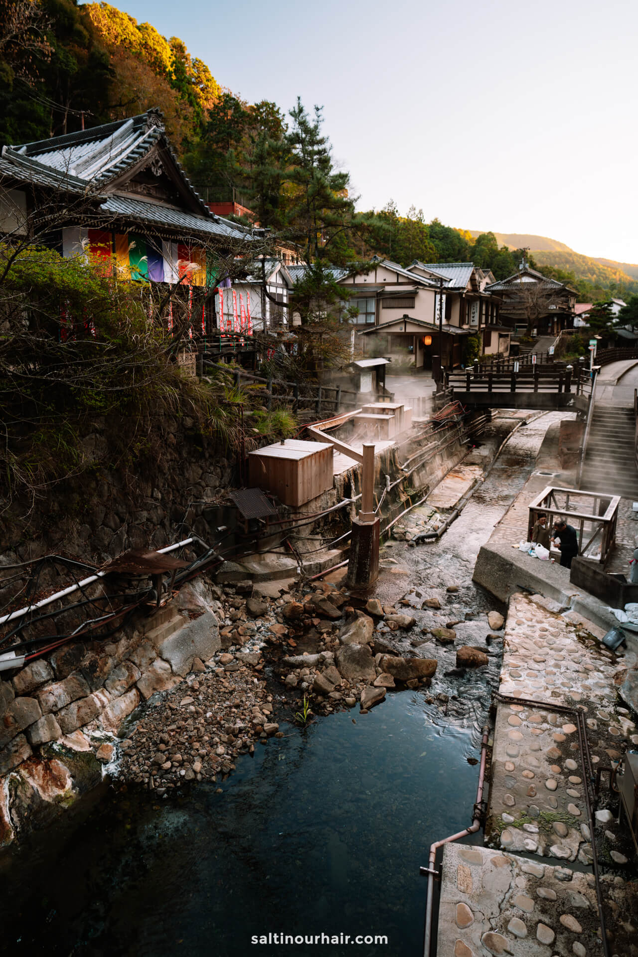 nachi falls japan yunomine onsen