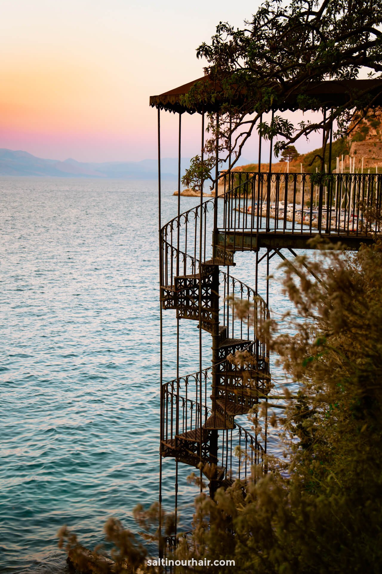 the queen ladder corfu town greece