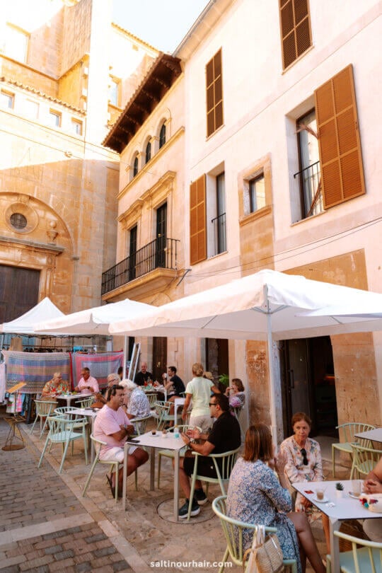 Santanyi Mallorca Market restaurant