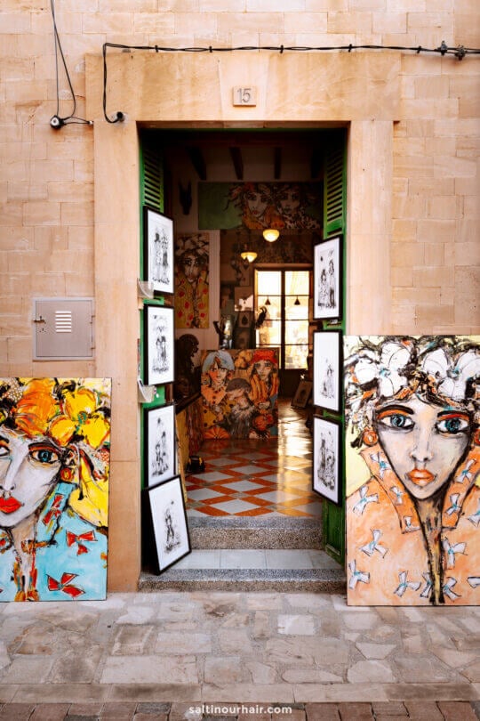 art shop santanyi market spain