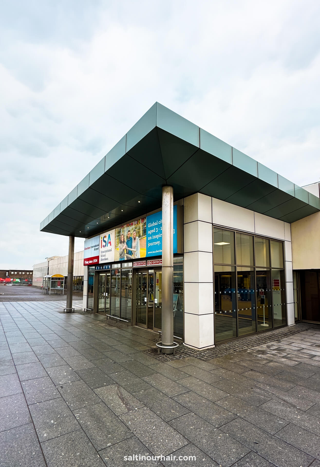 aberdeen airport entrance