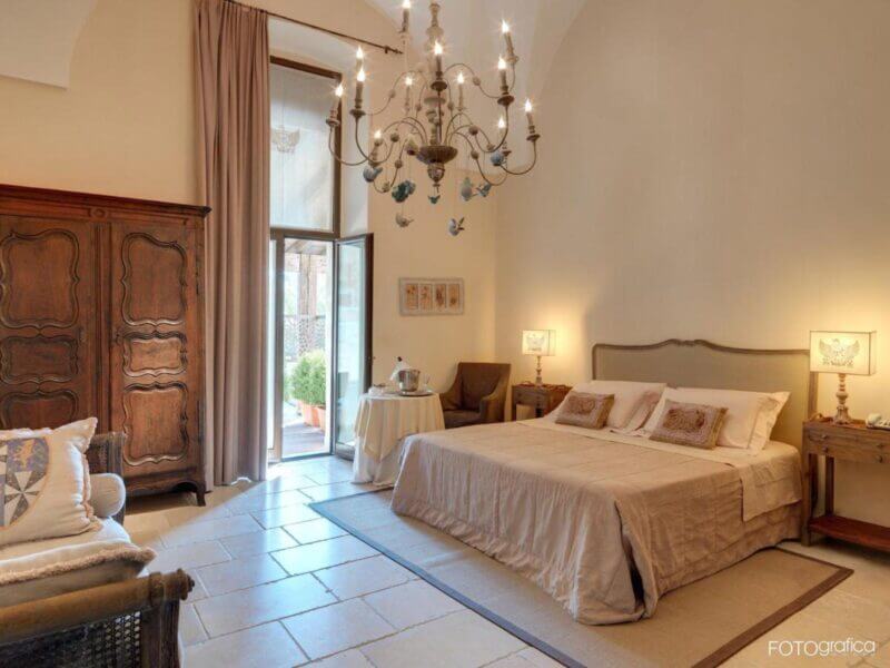A spacious bedroom in Lecce, Italy